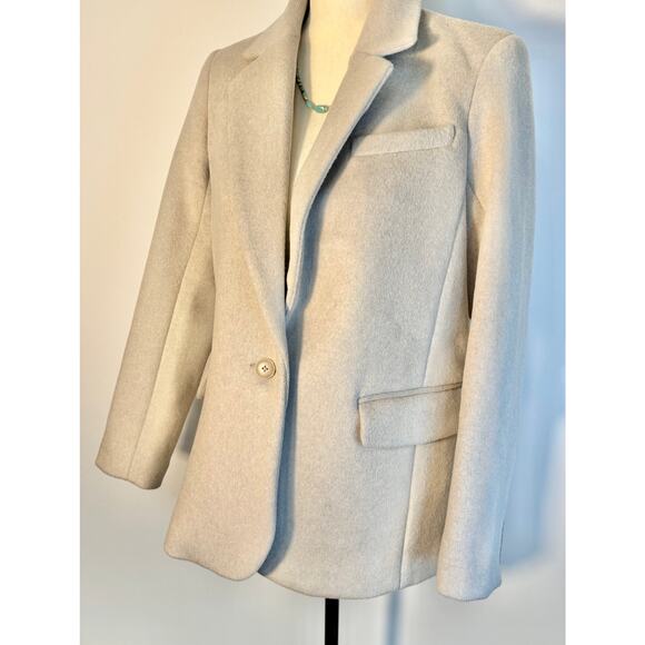Women's Cream Blazer - Picture 3 of 9